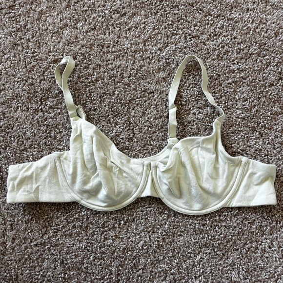 SKIMS Cotton Jersey Bra - Picture 2 of 8